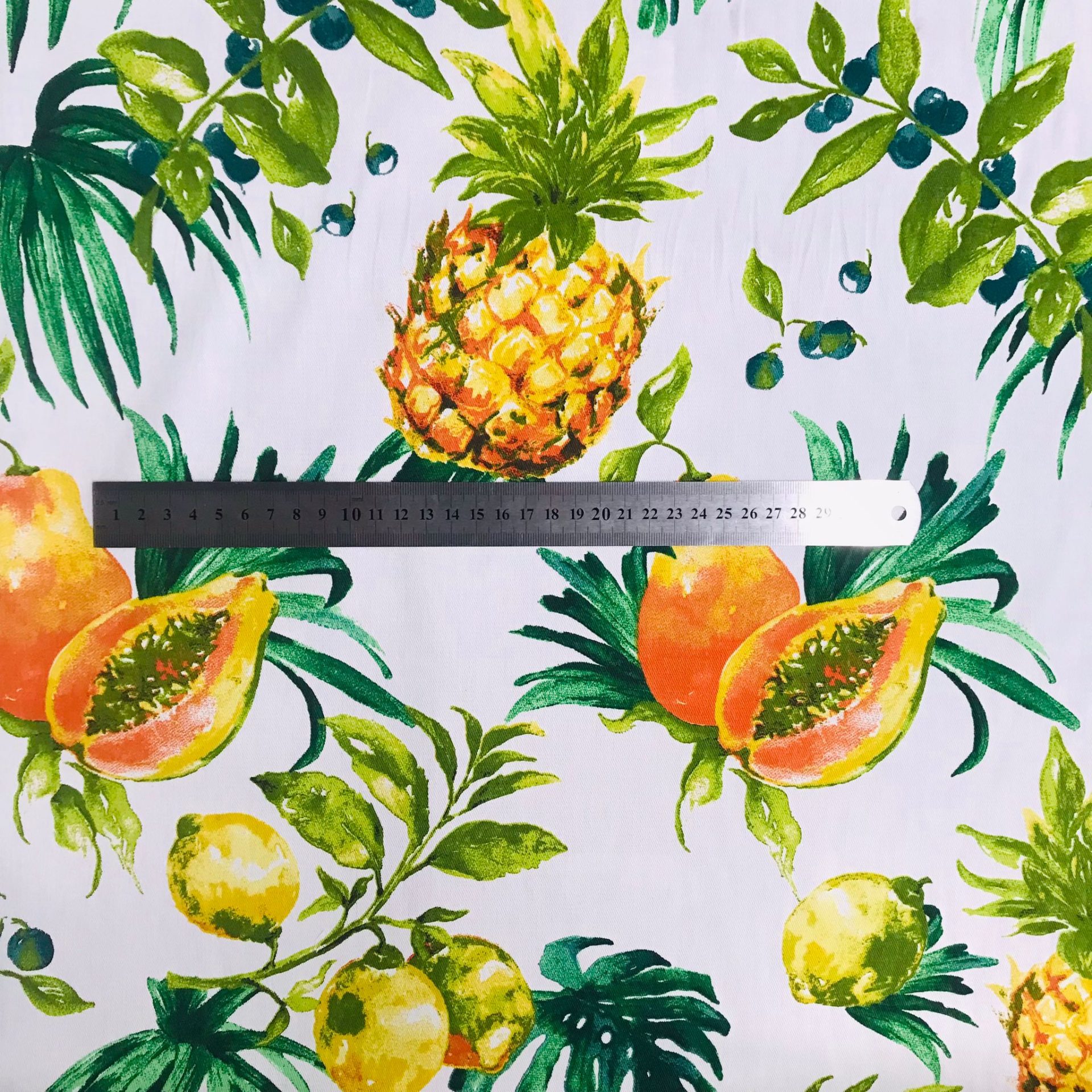 Coton Imprime Exotique Motif Fruits — vue 3