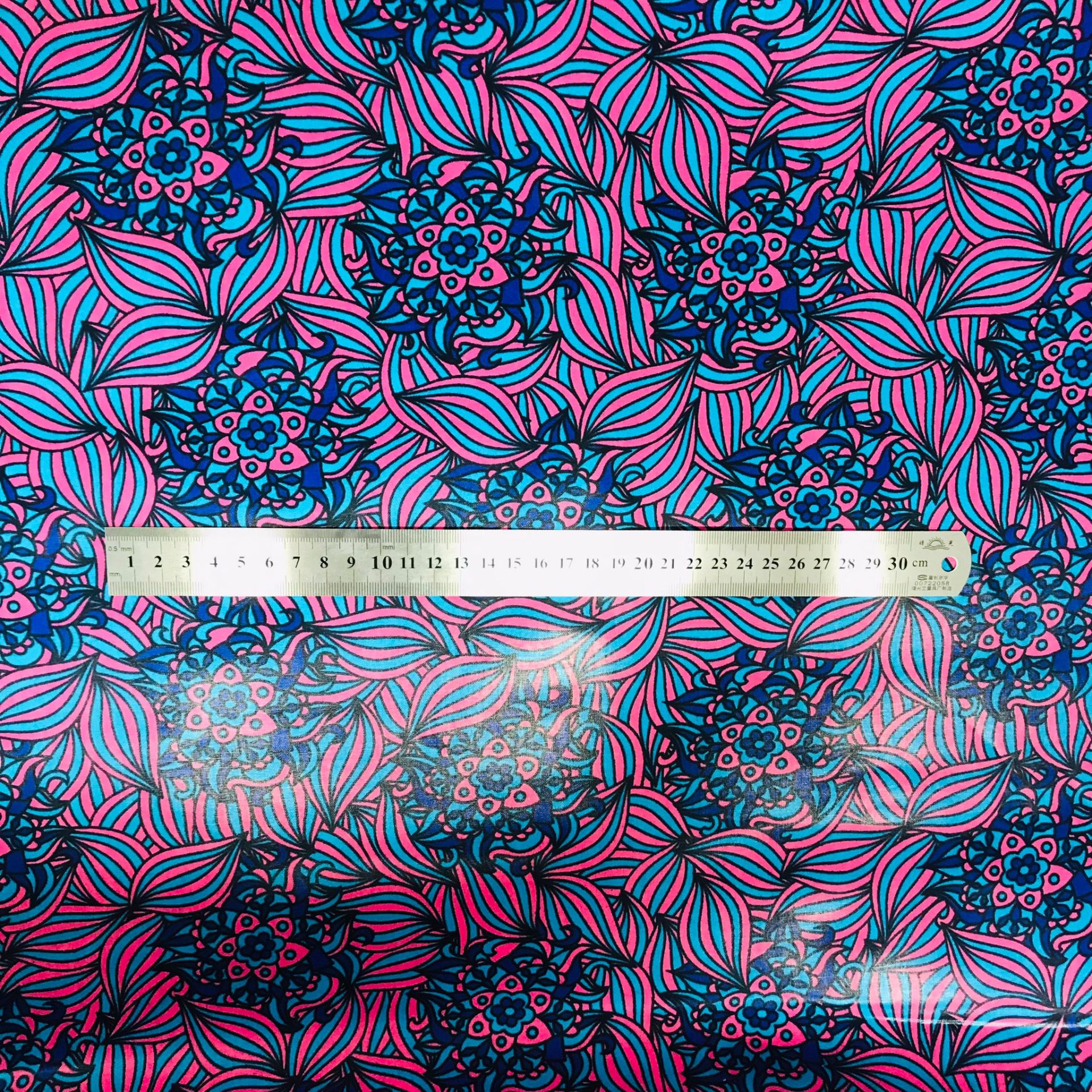 Tissu Africain Motif Fleurs Mandala — vue 3