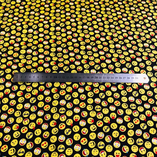 Tissu Coton Imprime Smiley — vue 3