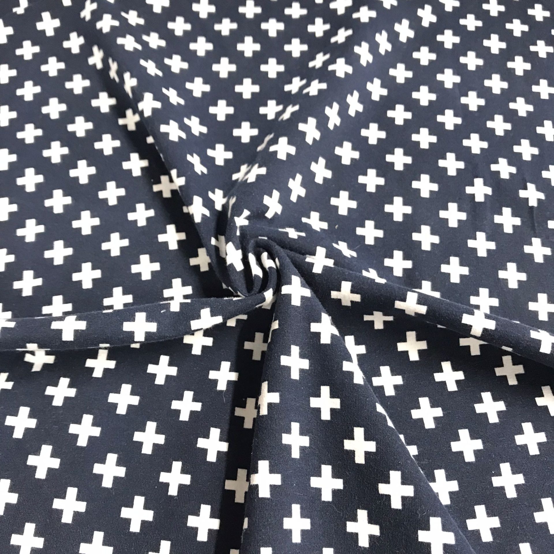 Jersey Coton Motif Croix — vue 6