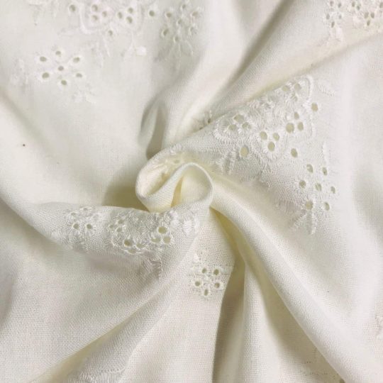 Tissu Lin Viscose Brodé Motif Fleur