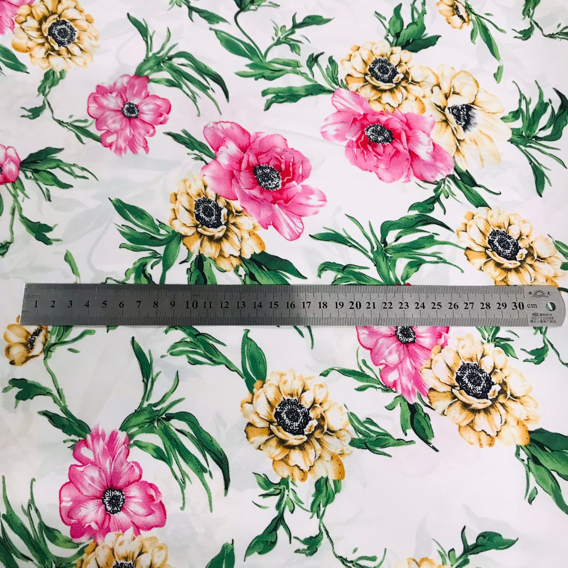 Tissu Imprime Floral Numerique — vue 3