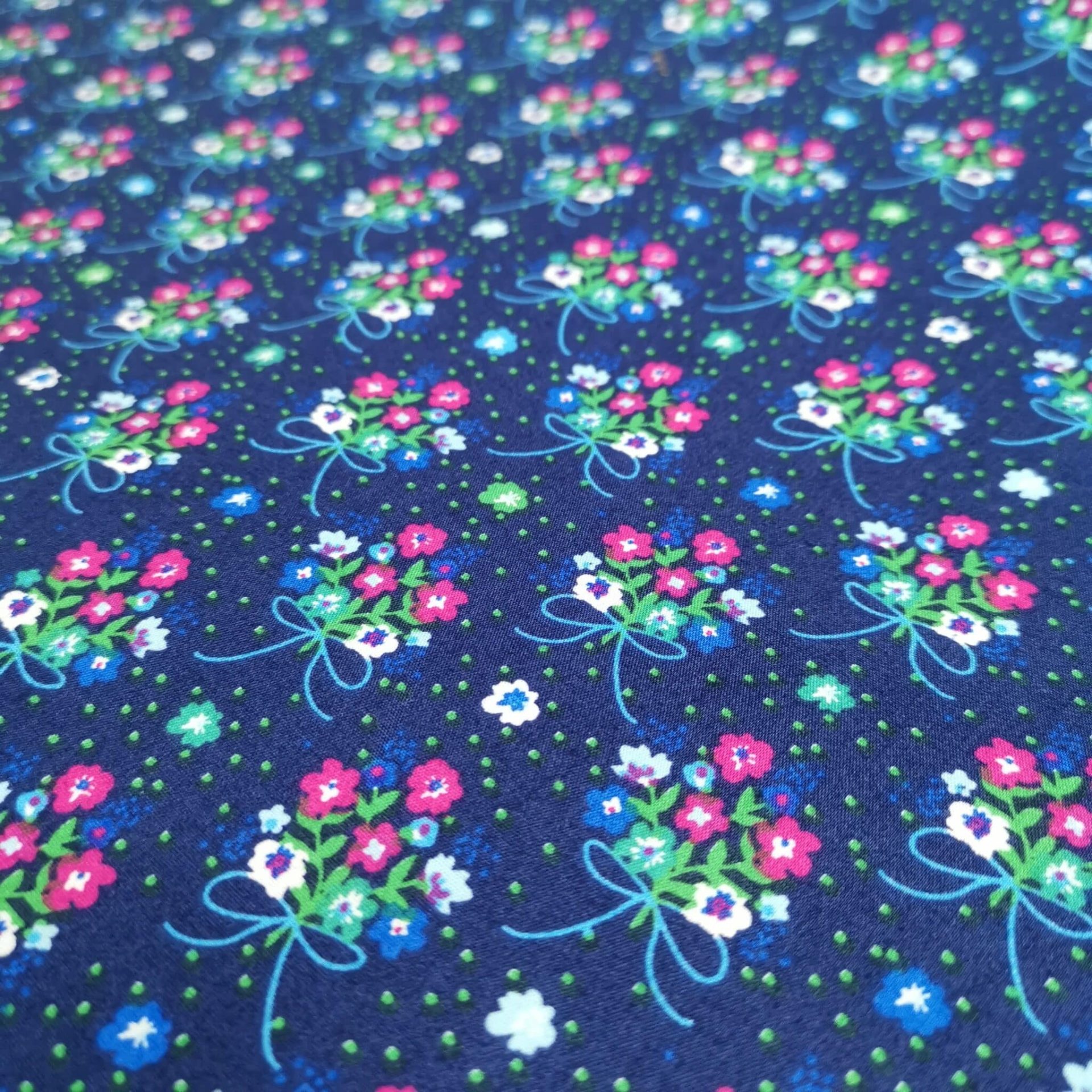 Popeline Coton Motif Bouquet De Fleurs — vue 2