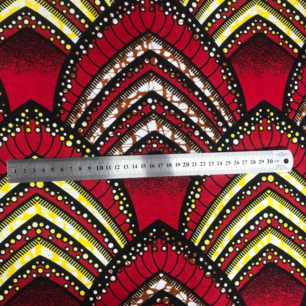 Tissu Africain Motif Géométrique Rouge Et Jaune — vue 3