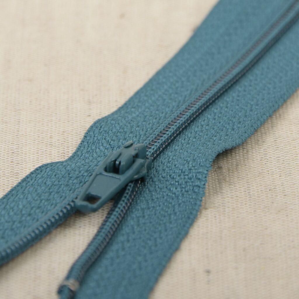 FERMETURE ÉCLAIR 50 à 60 cm NYLON NON SÉPARABLE — vue 8