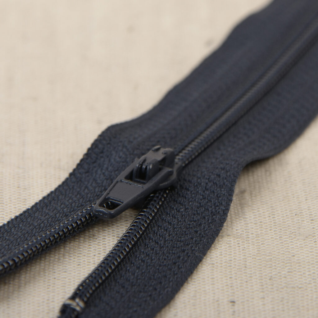 FERMETURE ÉCLAIR 50 à 60 cm NYLON NON SÉPARABLE — vue 3