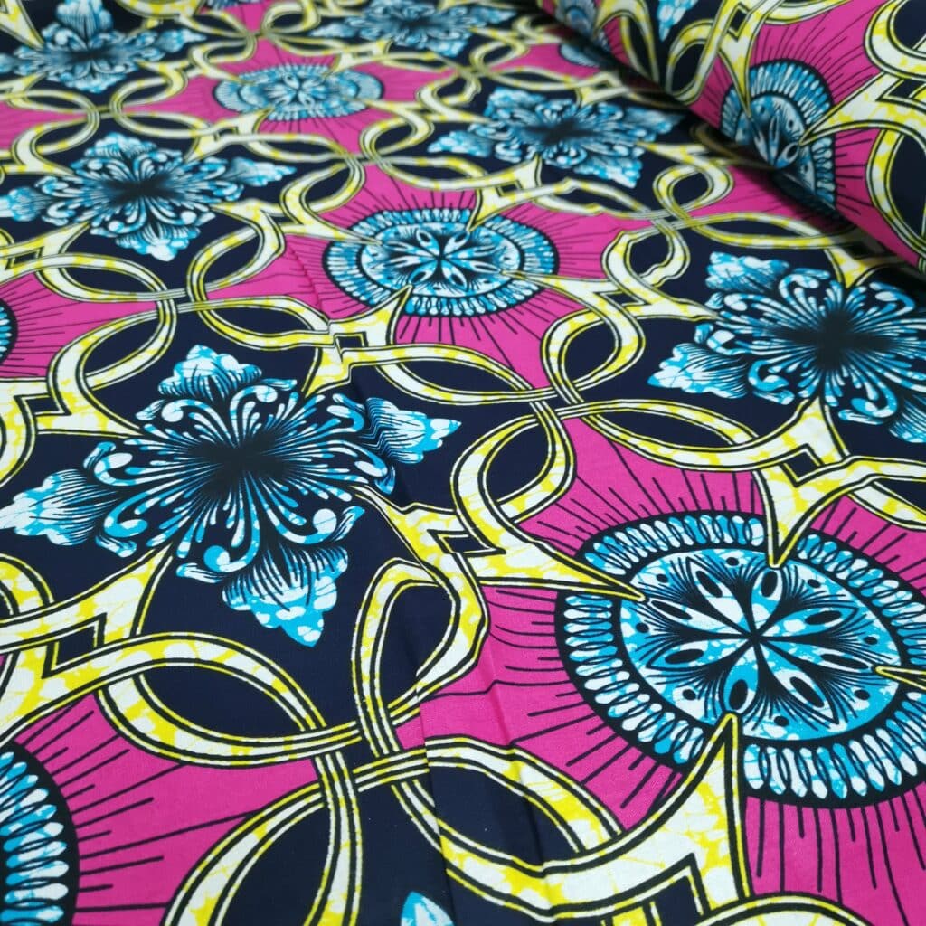 Tissu Africain Motif Géométrique Rose/Bleu — vue 3