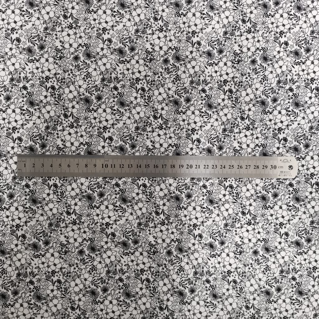 Tissu Coton Imprimé Floral Monochrome — vue 5