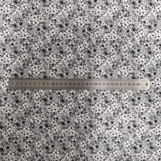 Tissu Coton Imprimé Floral Monochrome — vue 5