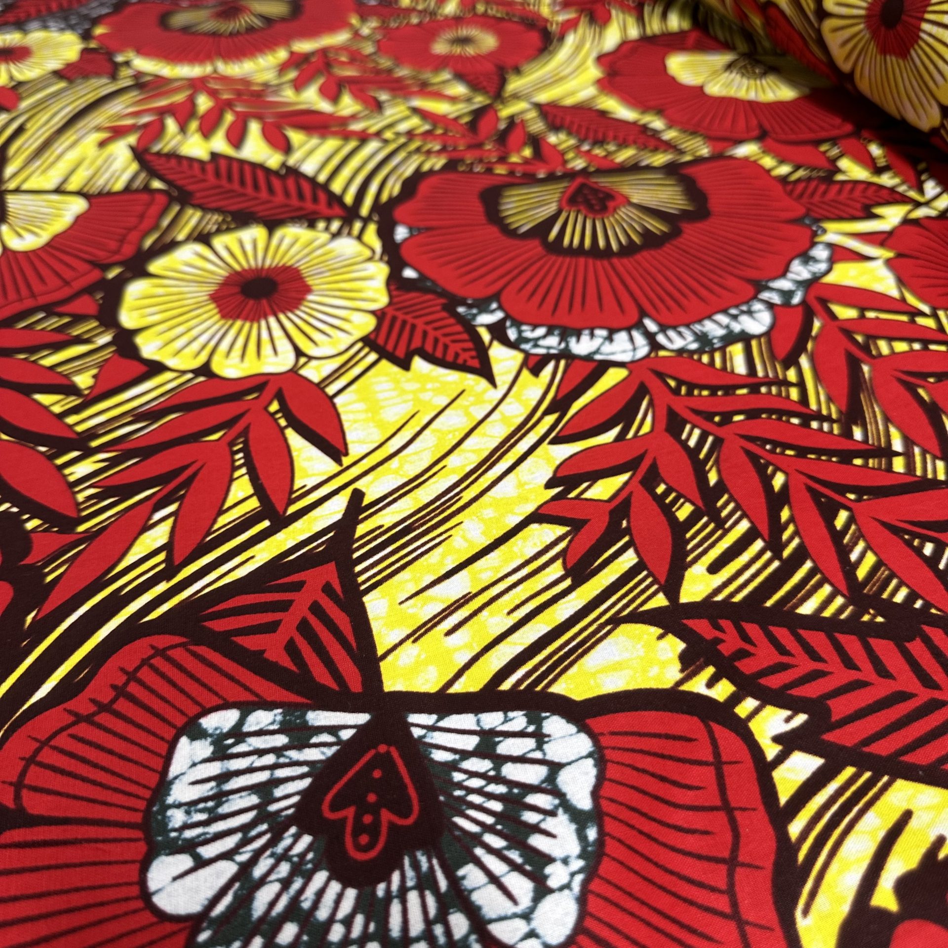 Tissu Africain Motif Floral Jaune/Rouge — vue 4