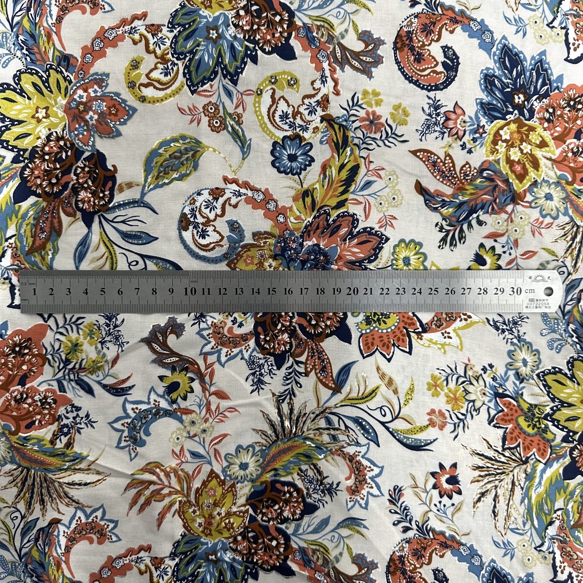 Tissu Viscose Lurex Habillement Fleuri — vue 4