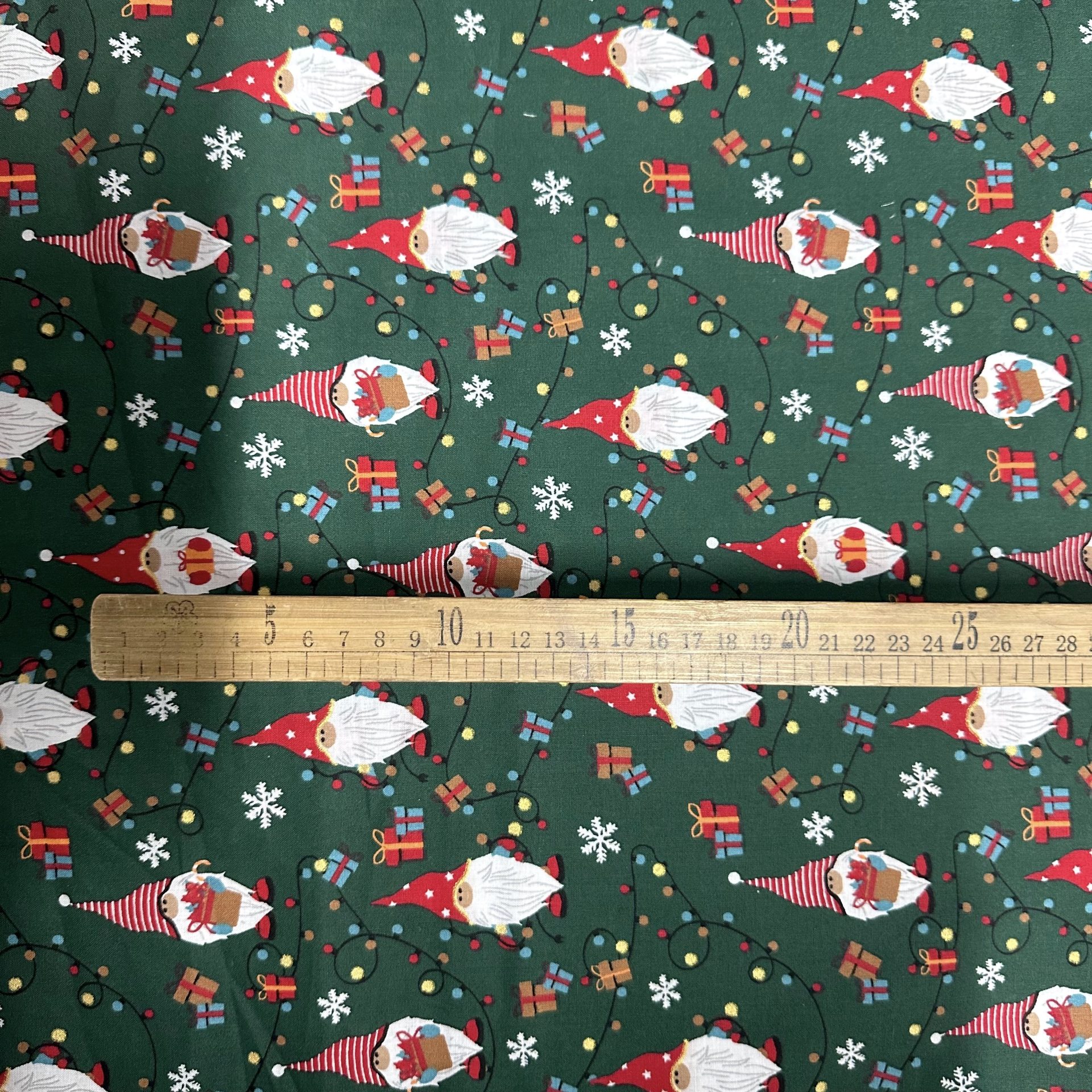 Popeline Coton – Motif Noël Père Noel — vue 4
